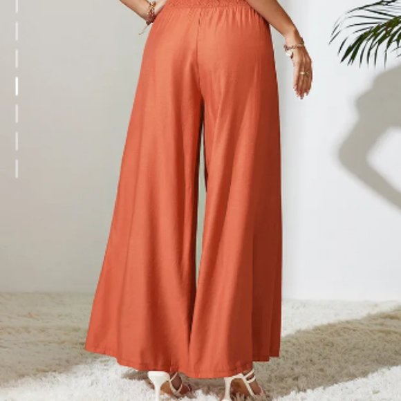 Women's Solid Color Tie Front Crop Top With Matching Wide Let Pants Set - Picture 5 of 5